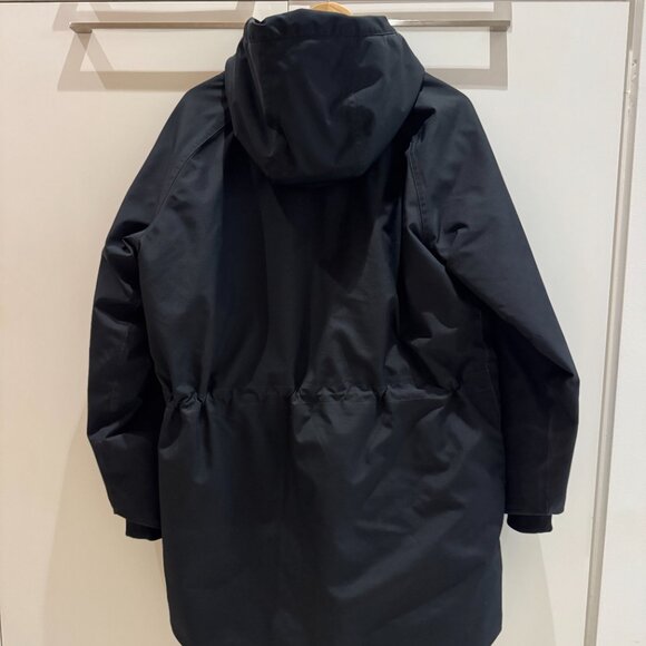 Patagonia Insulated Parka - Women's Size S (Oversized) - Black - Picture 2 of 3